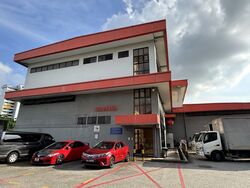 Kallang Industrial Estate (D13), Office #455403211